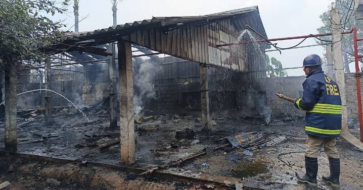 Andhra Pradesh 6 dead in fire accident at crackers manufacturing unit in Andhra