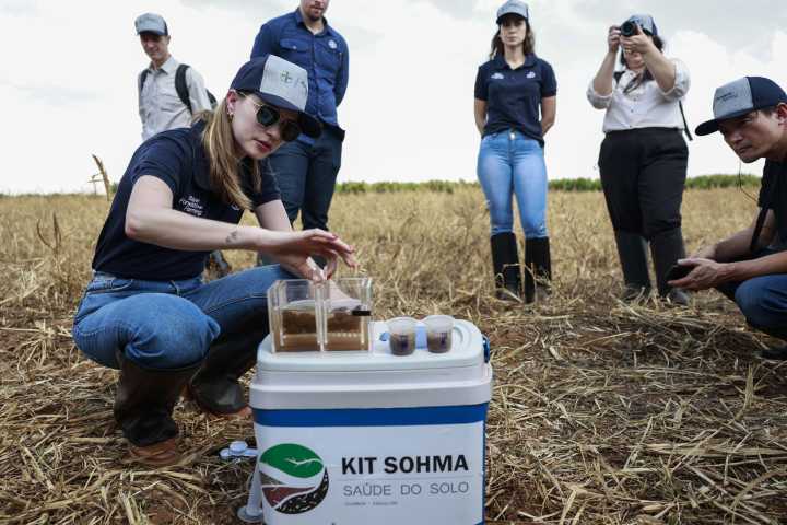 Liderazgo femenino y sostenibilidad: las hermanas Vick aran el futuro del agro brasileño