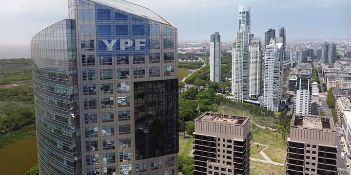 Juicio por YPF: al menos 7 países más se sumaron al pedido de que Argentina no tenga que entregar las acciones de la petrolera