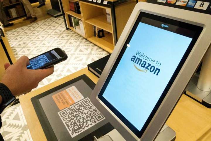 Amazon cloud outage disrupts major online services globally