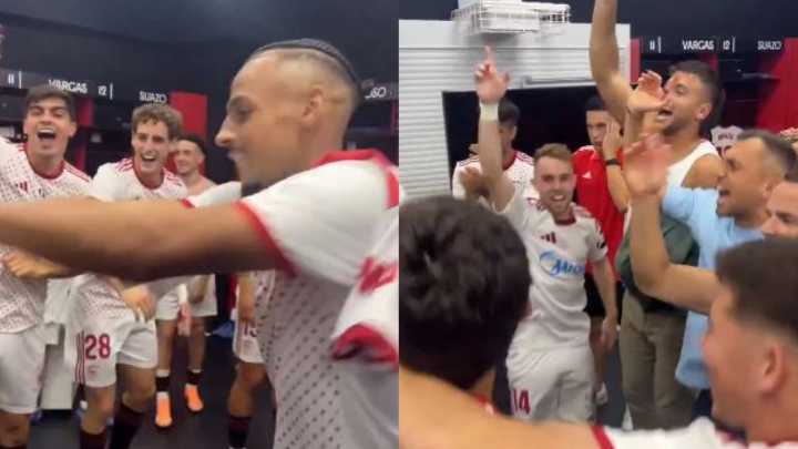 La fiesta de los jugadores del Sevilla después de meter cuatro al Barça