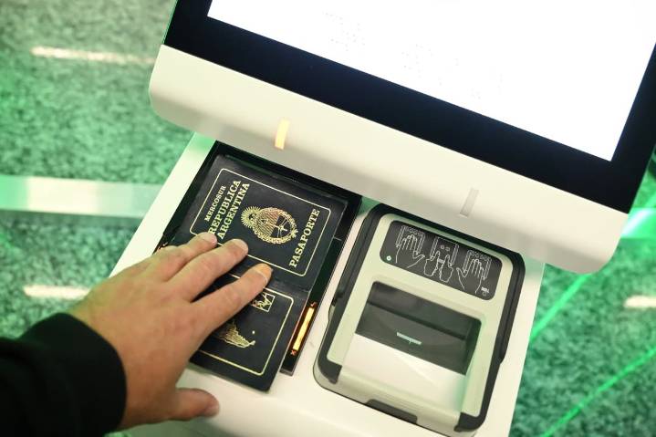 Mejor tecnología biométrica en los arribos del Aeropuerto de Ezeiza