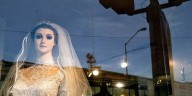 El mito de La Pascualita, la novia que causa terror desde una vidriera: ¿maniquí o el cadáver embalsamado de una joven?