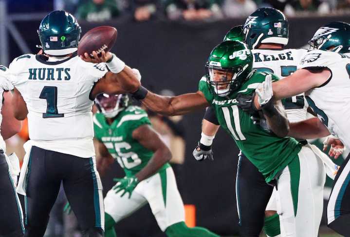 3 major trades the Eagles should make before next week’s deadline