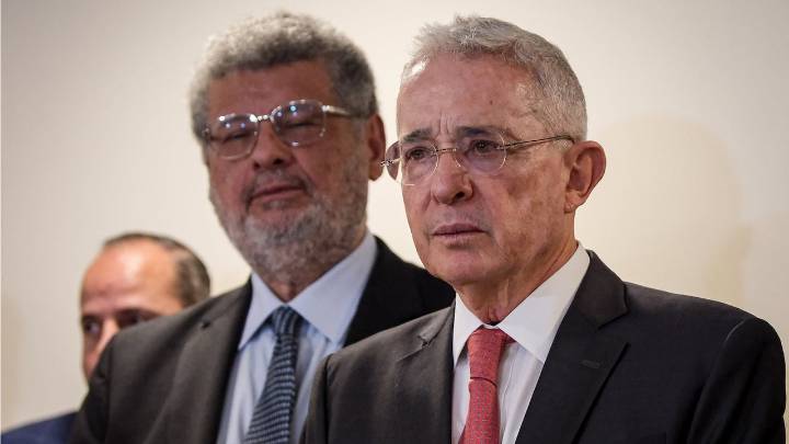 Jaime Granados, abogado del expresidente Álvaro Uribe, afirmó que “La carrera política de Iván Cepeda la montó sobre la idea de desprestigiar a Álvaro Uribe”