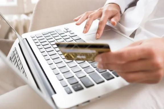 Una extensión maliciosa en Google Chrome roba datos bancarios y de criptomonedas en América Latina