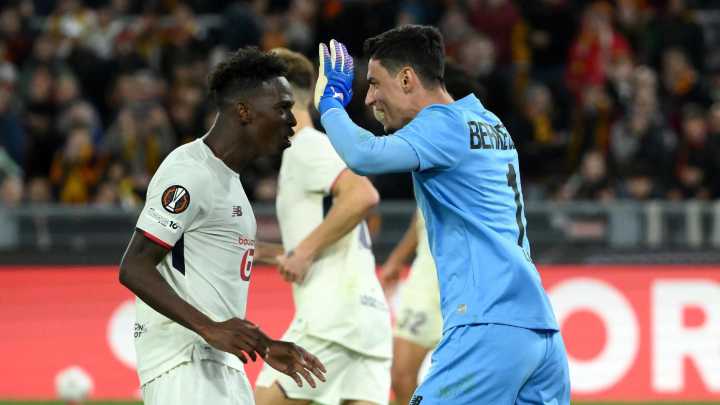 El portero del Lille detiene tres penaltis consecutivos en Roma