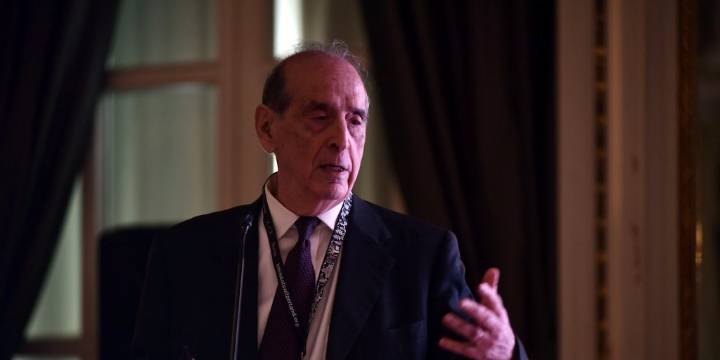 Ricardo Arriazu: “Si las elecciones salen mal, se acaba la ayuda de EEUU y el dólar se va a cualquier nivel”