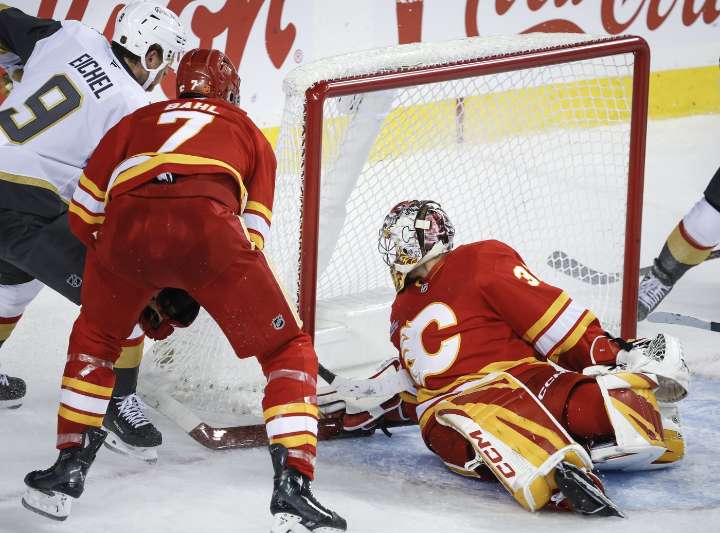 Eichel scores twice, Golden Knights double Flames 4