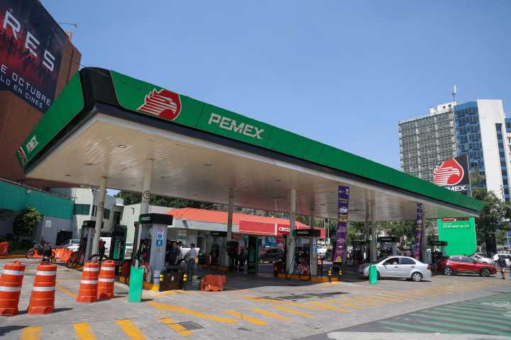 Pemex reduce pérdidas en el tercer trimestre de 2025