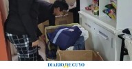 Cáritas lanzó una nueva campaña de ayuda: pide donaciones de zapatillas para familias de Iglesia