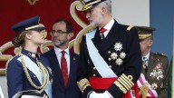 Abucheos a Pedro Sánchez en su llegada al desfile del Día de la Hispanidad