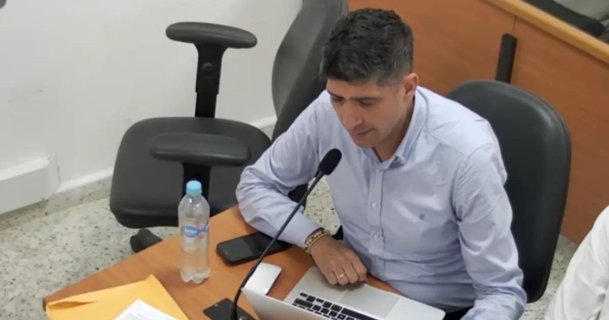 Tribunal ordena de nuevo a Petro retractarse por llamar a Burgos "subordinado de la mafia"