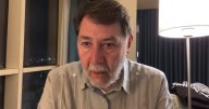 Gerardo Fernández Noroña llora en Palestina y pide solidaridad internacional