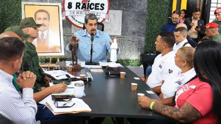 Maduro sumará App de espionaje a su plan de defensa para que la gente reporte "todo lo que ve, todo lo que oye"