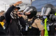 Ecuador: policía y militares impiden la entrada en Quito de manifestantes de la oposición