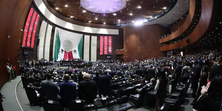 Aumentan diputados en 113 mil pesos su dieta mensual