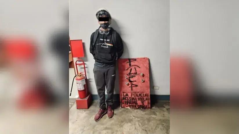 Policía Nacional indicó que tres personas fueron detenidas por alteración del orden público durante protesta