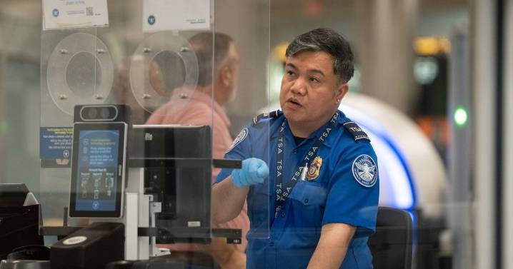 Atlanta offers free parking, meals to TSA workers during government shutdown