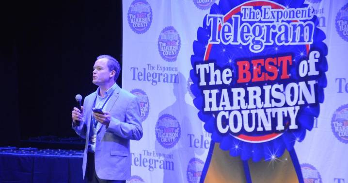 WV News Advertising Staff rolls at WVPA Awards Ceremony