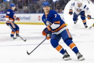 Patrick Roy making lineup change as Islanders look for first win