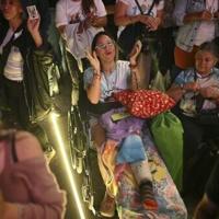 Beleaguered Venezuela celebrates double canonization
