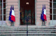 El gobierno de Francia colapsó, ¿qué sigue?