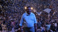 Quintriqueo se solidarizó con el hermano de Azul Semeñenko en el acto de cierre de campaña