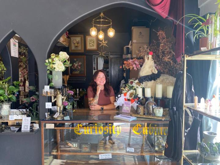 A flower shop for the living, and the dead, in La Mesa