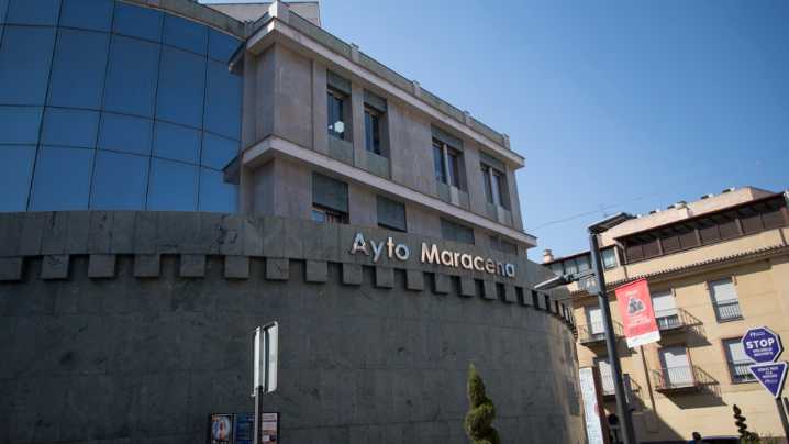 Maracena se viste de blanco por la paz con un seminario internacional sobre justicia y dignidad humana