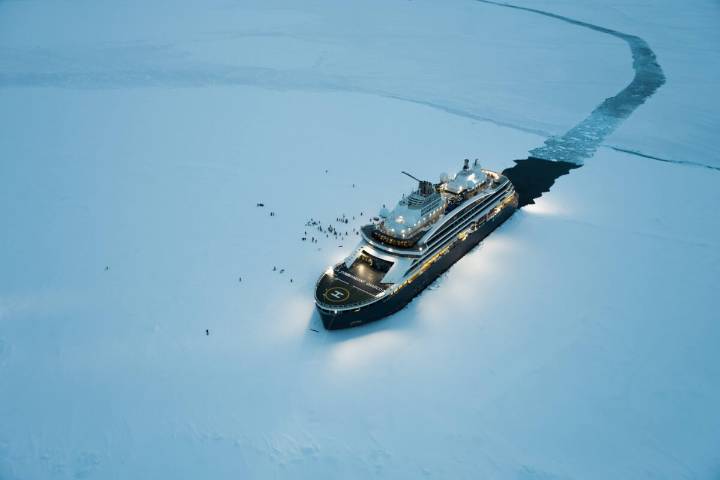 PONANT EXPLORATIONS GROUP Celebrates Partnership with The Explorers Club, Unveiling New Voyages for Sophisticated Adventurers