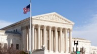 Supreme Court lets Trump strip protections from more than 300,000 Venezuelan migrants