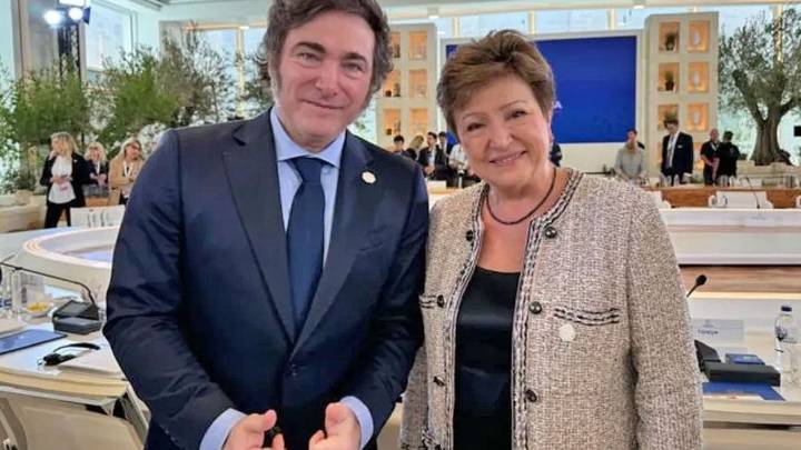 El FMI volvió a pedirle al Gobierno que acumule reservas y le reclamó "amplio apoyo político"