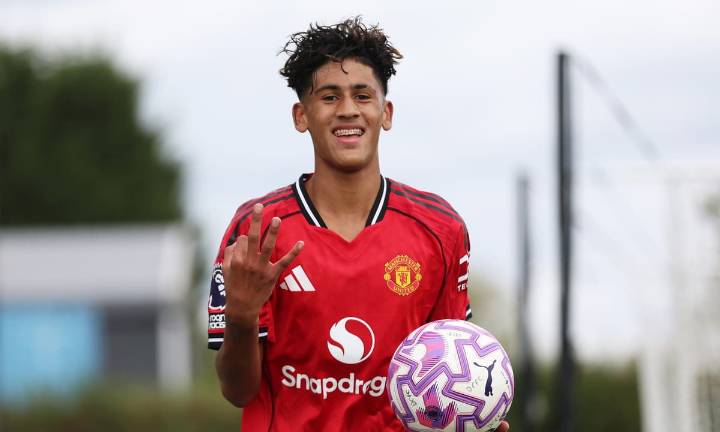 JJ Gabriel: Manchester United's 'Kid Messi' trains with first team aged 15