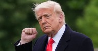 ‘Scammed’ MAGA Crypto Influencer Fumes Over Disaster Trump Dinner