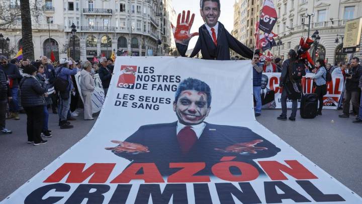 Valencia sale a la calle para exigir responsabilidades un año después de la dana