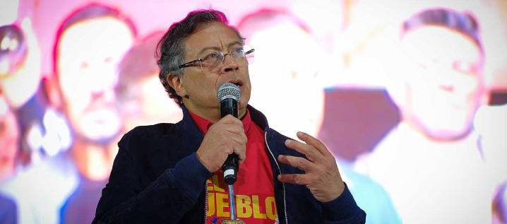 Petro dice que el 20 de julio de 2026 entregará firmas al Congreso para convocar una Constituyente
