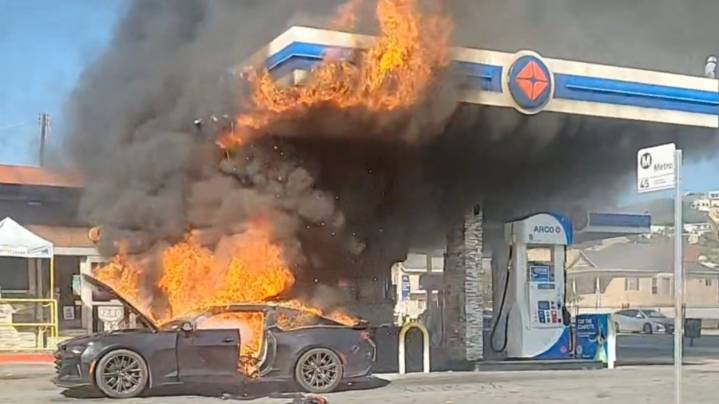 Car fire erupts at gas station in Los Angeles