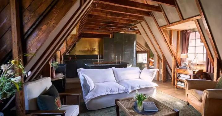 'Elegant' Edinburgh Airbnb off Royal Mile 'perfect' for autumn staycation