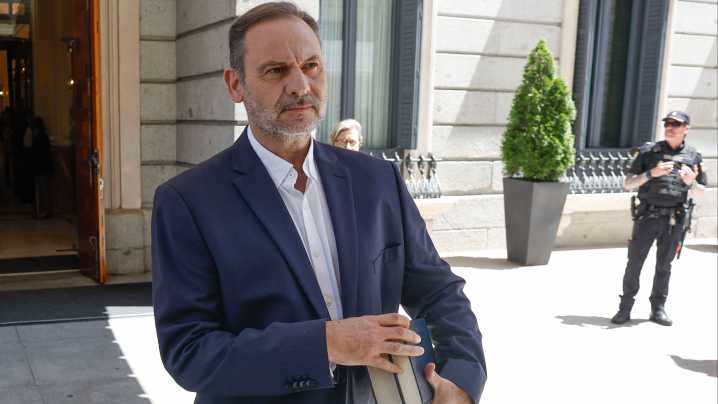La UCO detecta "un incremento no justificado" en el patrimonio de Ábalos con continuos ingresos en efectivo