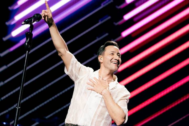 Luciano Pereyra en el Movistar Arena: un invitado internacional,  coros multitudinarios y los eternos guiños con su público
