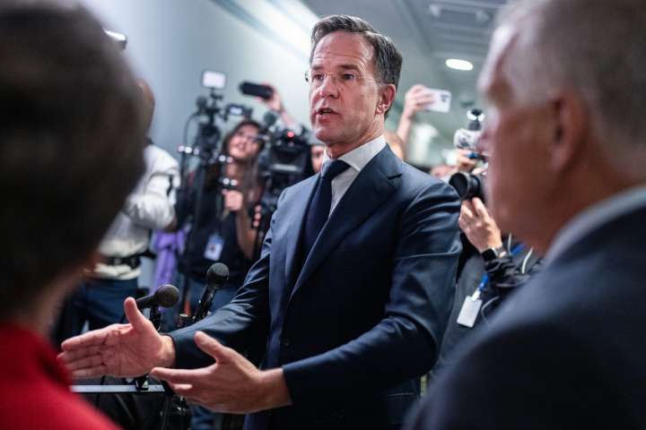 Senate bills pressuring Russia advance into uncertain future