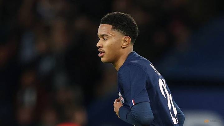 Mayulu goal helps PSG manage draw with Strasbourg