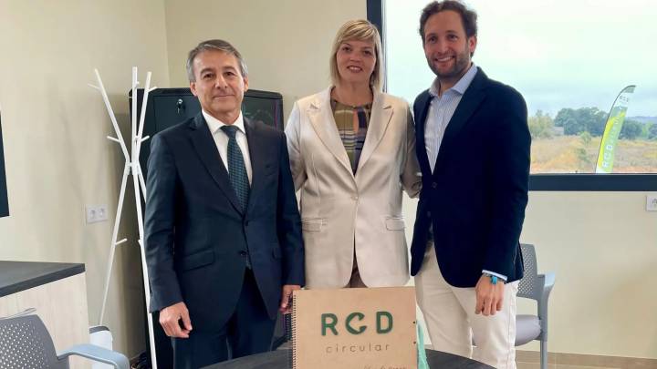 Construcciones Espías inaugura una planta para residuos de construcción para darles una vida útil