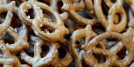 Sixth graders mistakenly served pretzels contaminated with oven cleaner at Tigard middle school