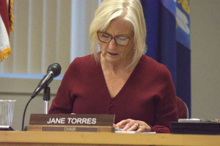 Who’s running Houlton with no manager and 5 vacant council seats