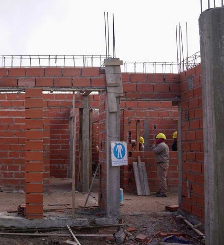 La obra de la nueva guardia del Unzué está en un 50% de avance