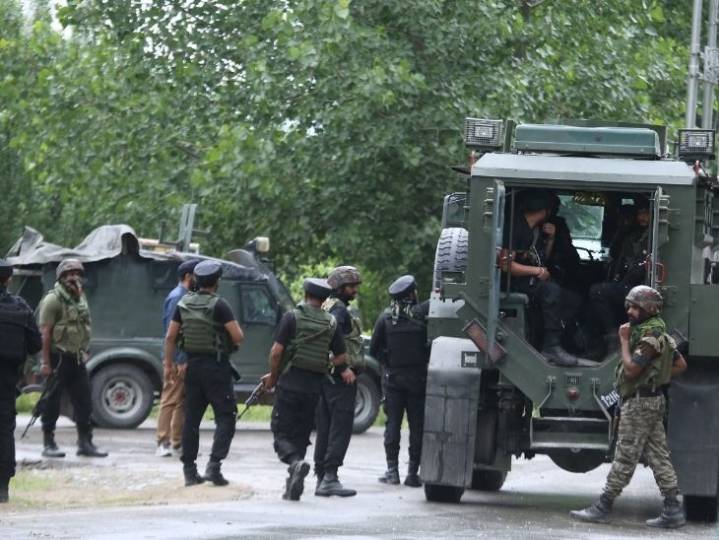 2 terrorists killed in Jammu and Kashmir's Kupwara:Eliminated in a 12-hour-long encounter; infiltration attempt across LoC foiled; search operations ongoing