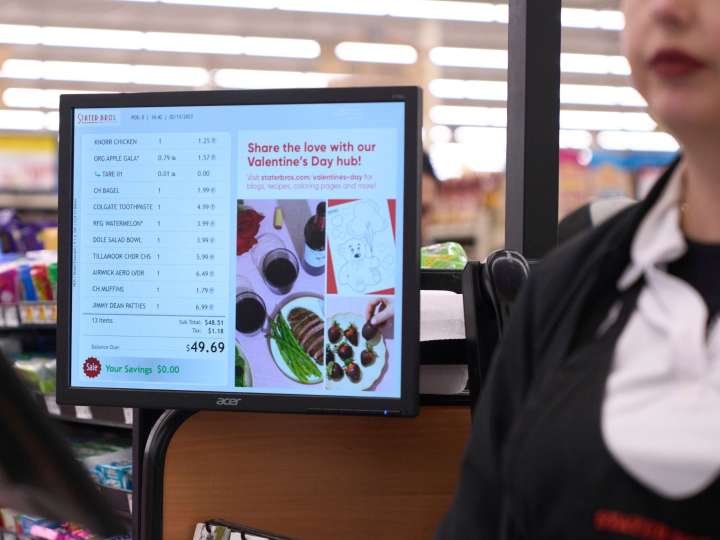 Fact checking a viral chart on US food stamps recipients’ race, ethnicity