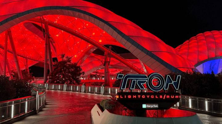 What's Coming to Disney World and Disneyland? New Rides, Lands and Attractions in 2025